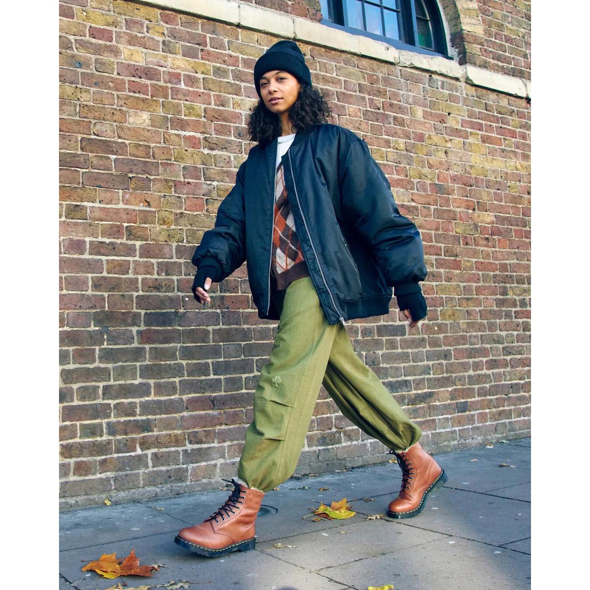 product/d/r/dr-martens_27782225_marron_3.jpg