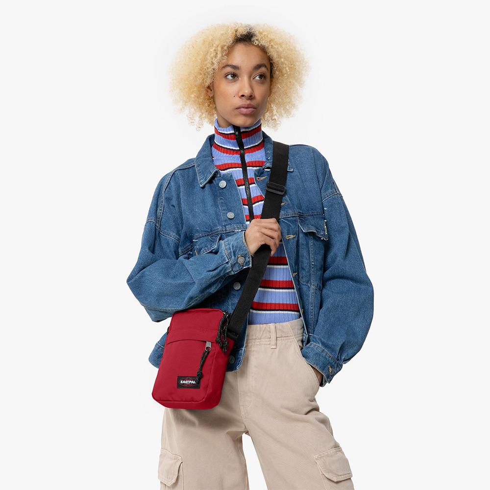 product/e/a/eastpak_ek0000451o9_scarlet-red_4.jpg