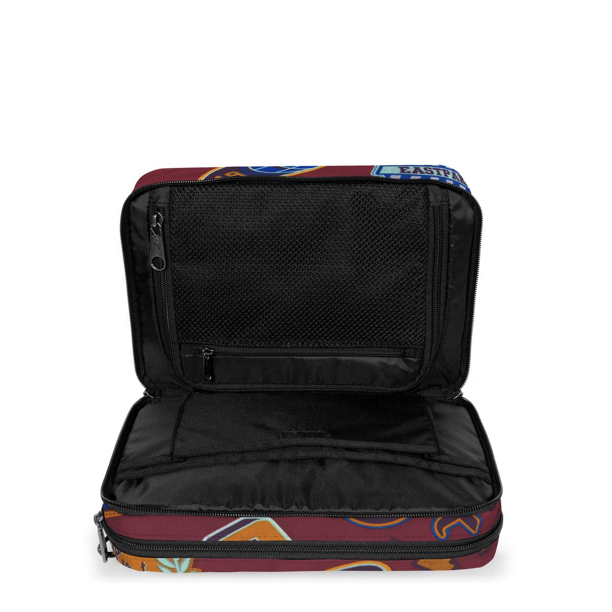 product/e/a/eastpak_ek00088e2w1_clash-burgundy_9.jpg