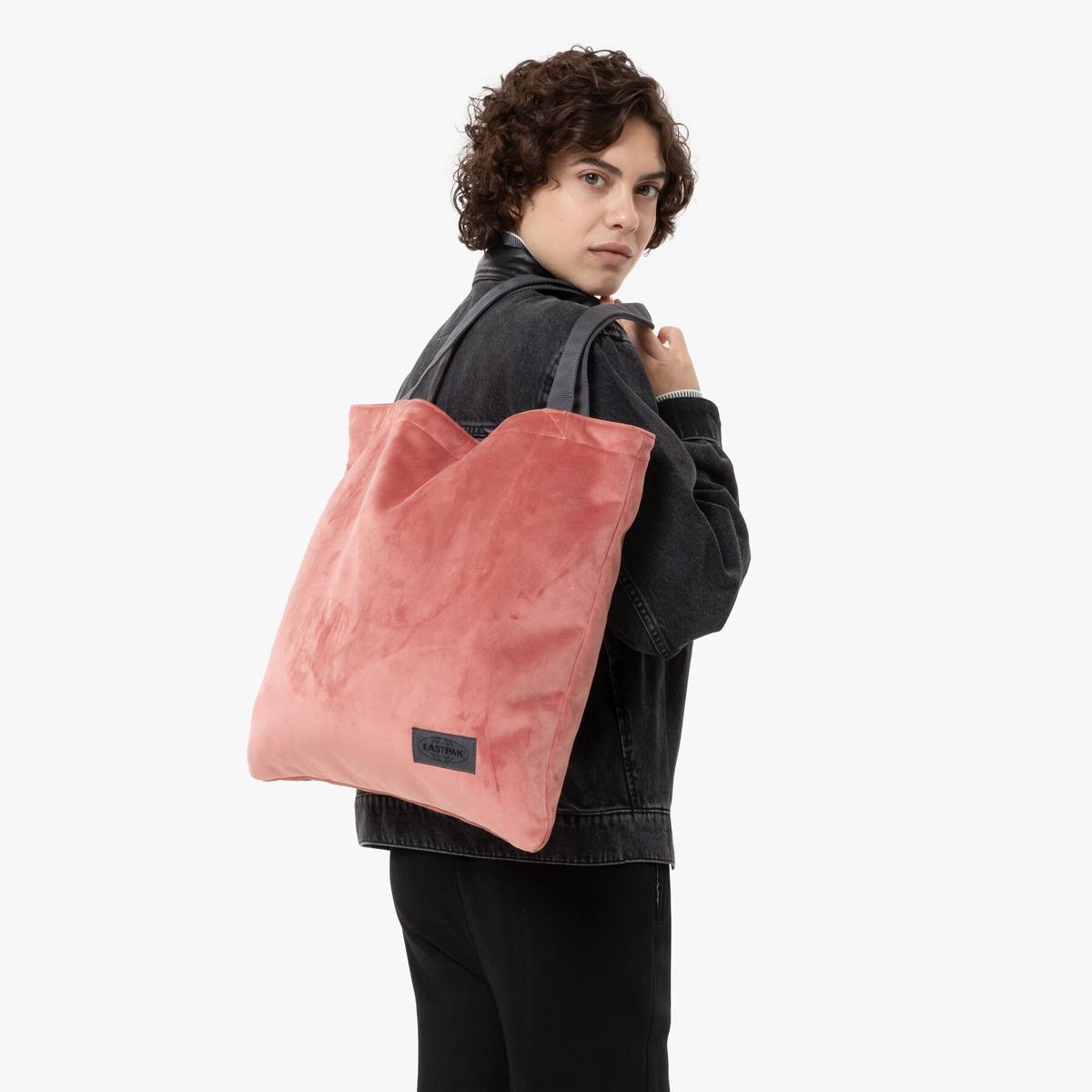 product/e/a/eastpak_ek0a5bck8j5_3.jpg