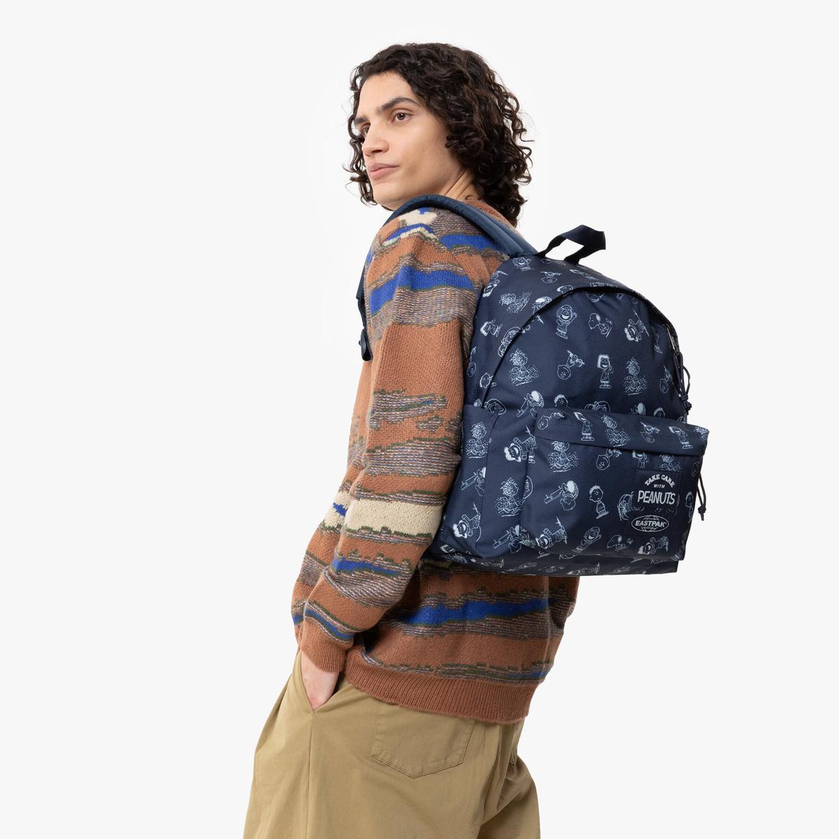 product/e/a/eastpak_ek0a5bg47o0_peanuts-navy_8.jpg