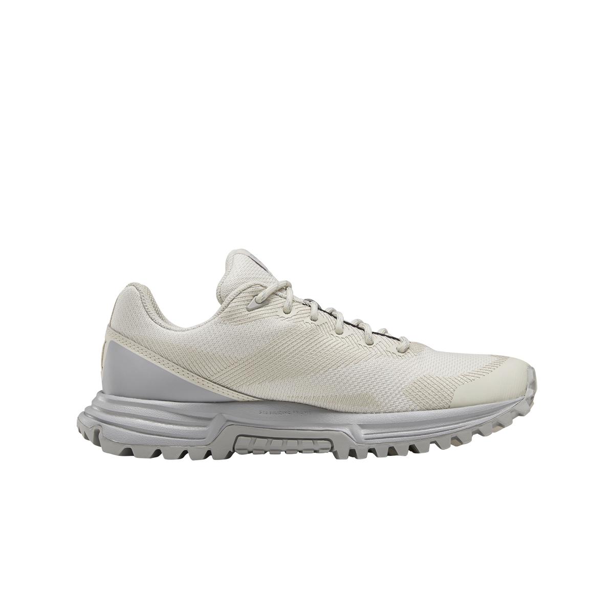 product/e/f/ef4100_ftw_photo_side-medial-center_white.jpg