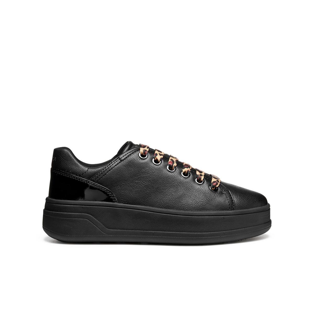 product/g/e/geox_d56wvd_05402_c9999_black_1.jpg