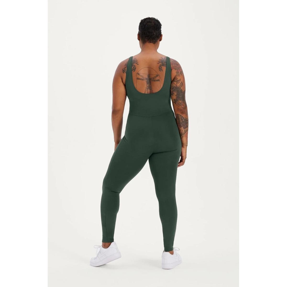 product/g/i/girlfriend-collective_6026-gg_moss_3.jpg