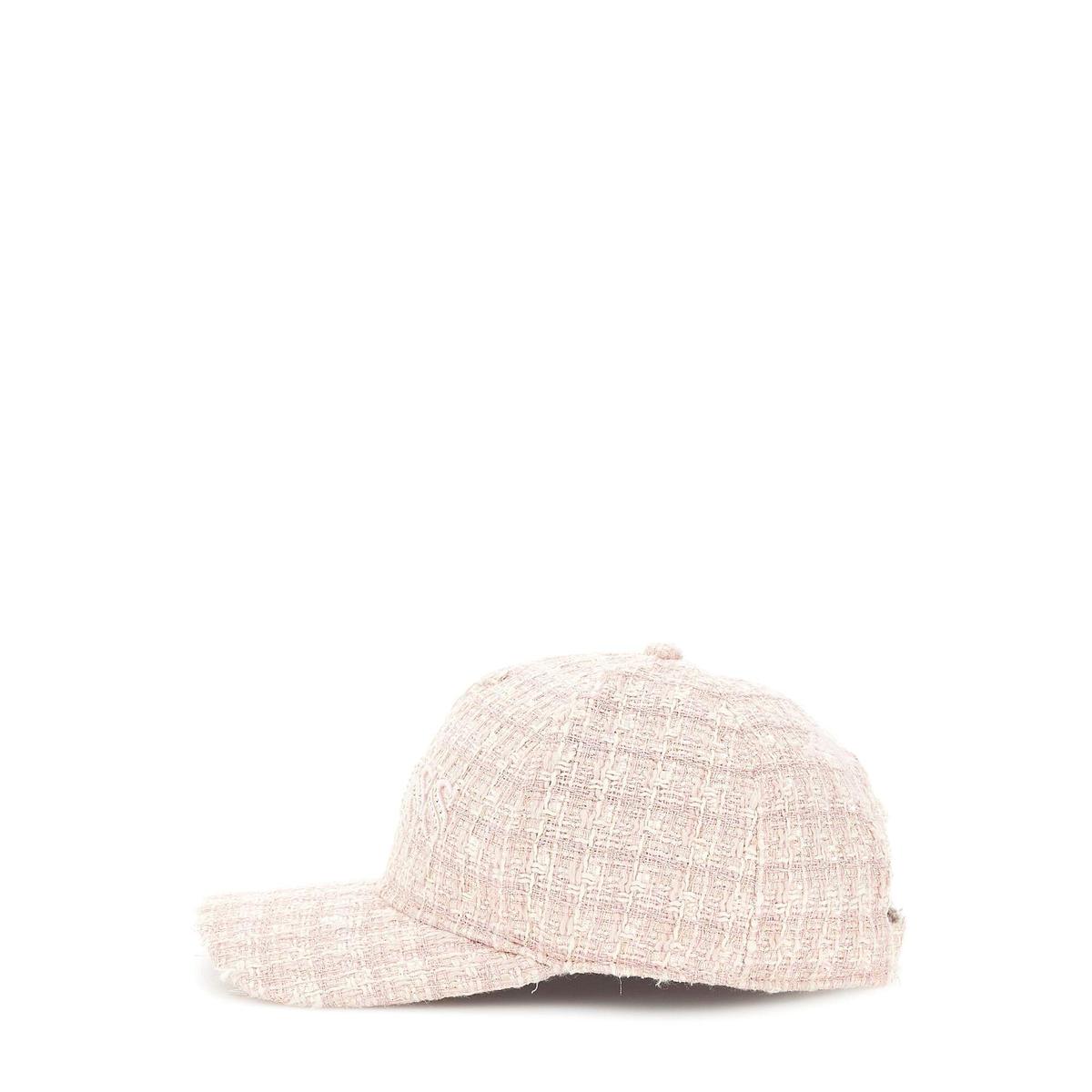 product/g/u/guess_w5rz04-wgw82-f6dz_pink-and-white-tweed_2.jpg