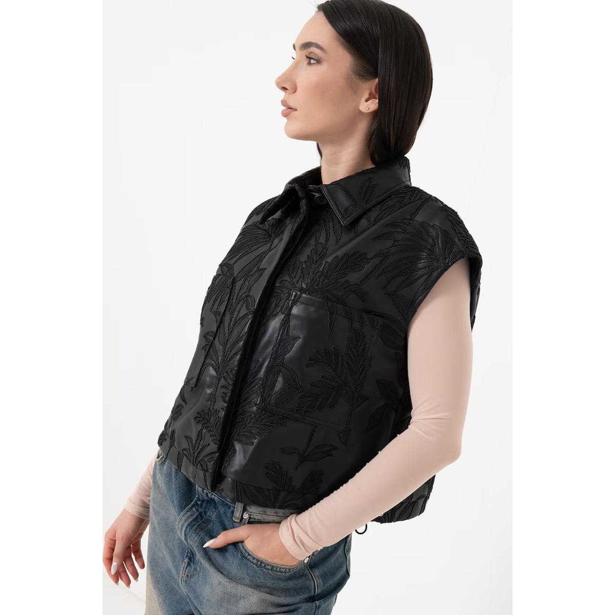 product/g/u/guess_w5yn79-whgu0-jtmu_jet-black-multi_4.jpg