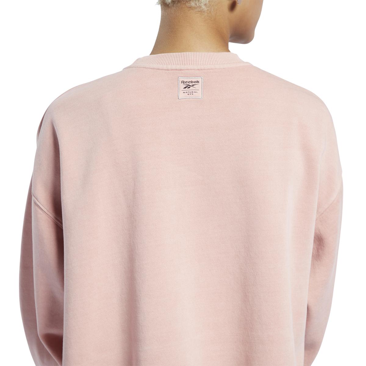 product/h/0/h09011_app_on-model_detail-1_white.jpg