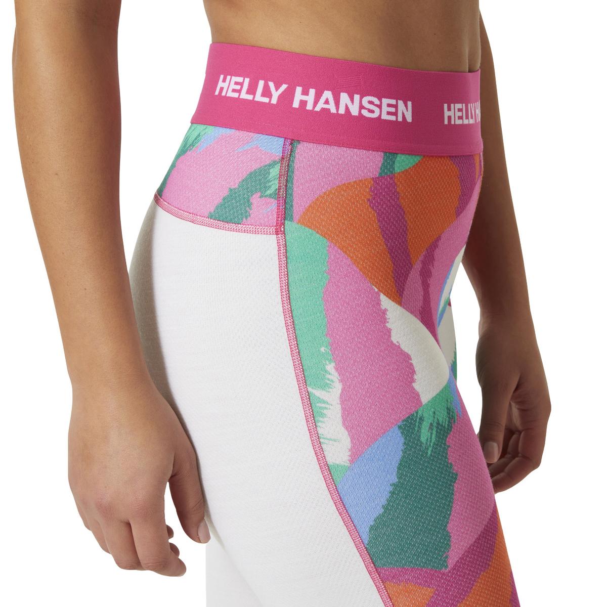 product/h/e/helly-hansen_49411-014_off-white-jpb-aop_1.jpg