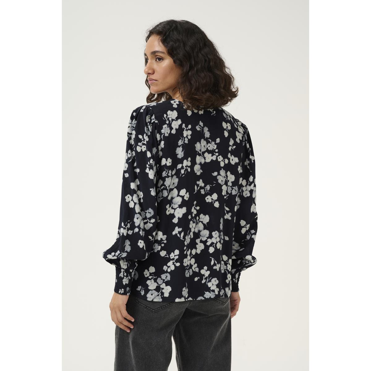 product/k/a/kaffe_10509405-106800_5.jpg