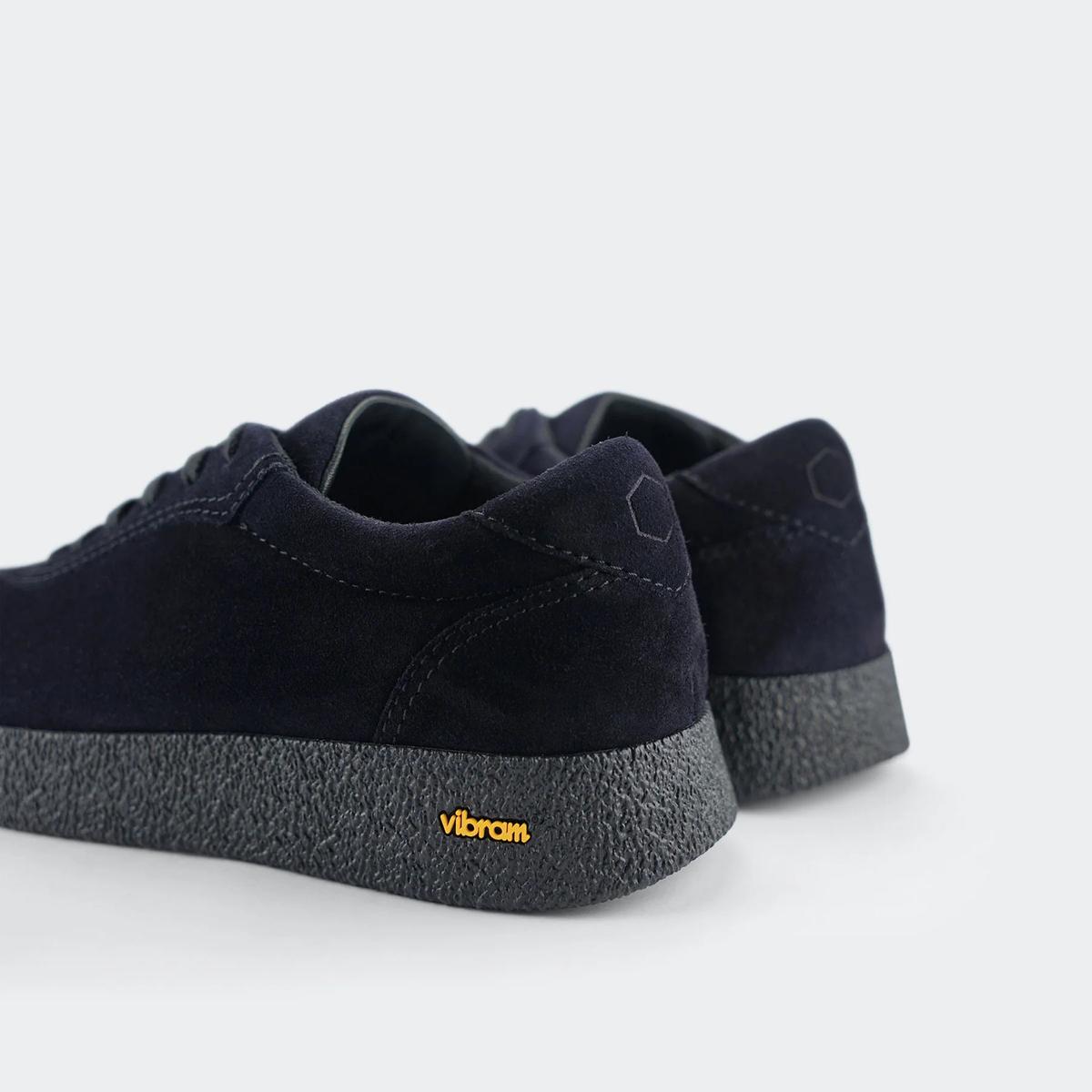 product/k/a/kangaroos_806001-000-4702_ocean-suede_2.jpg