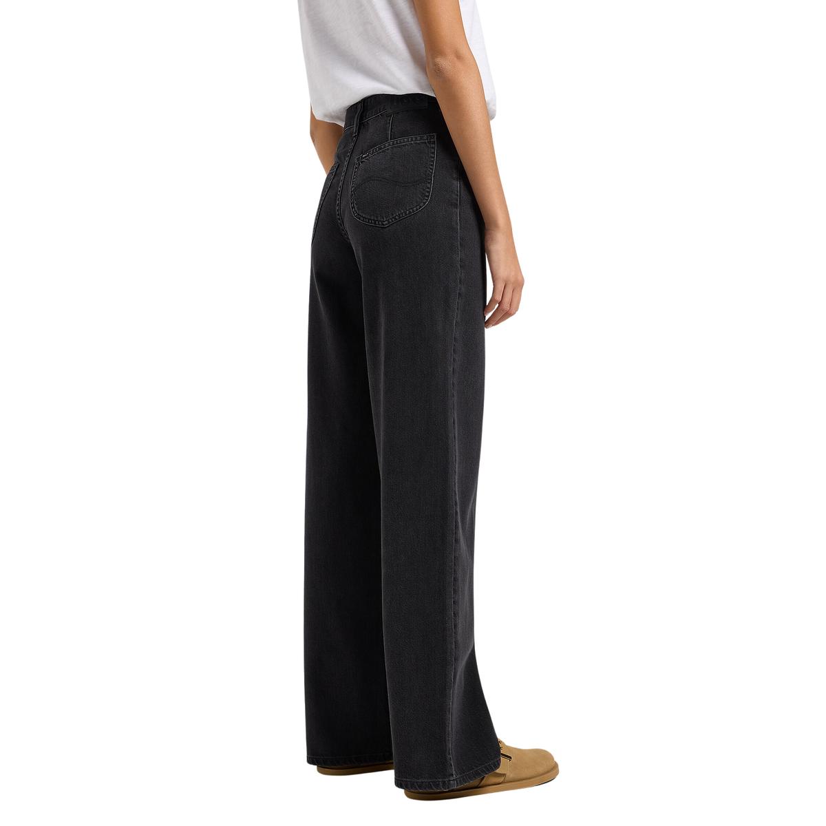 product/l/e/lee_112363522_black_1.jpg
