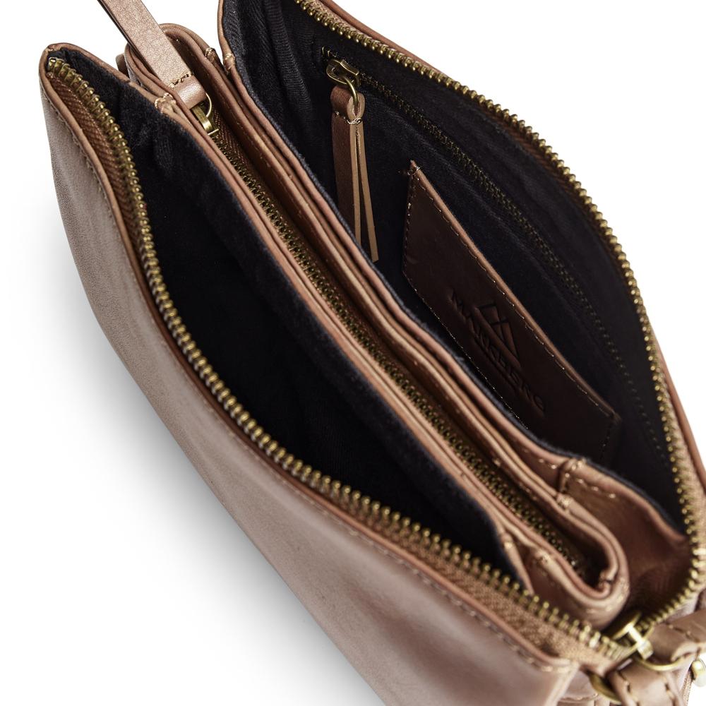 product/m/a/markberg_5183ant-333_caramel-w-br-gold_4.jpg