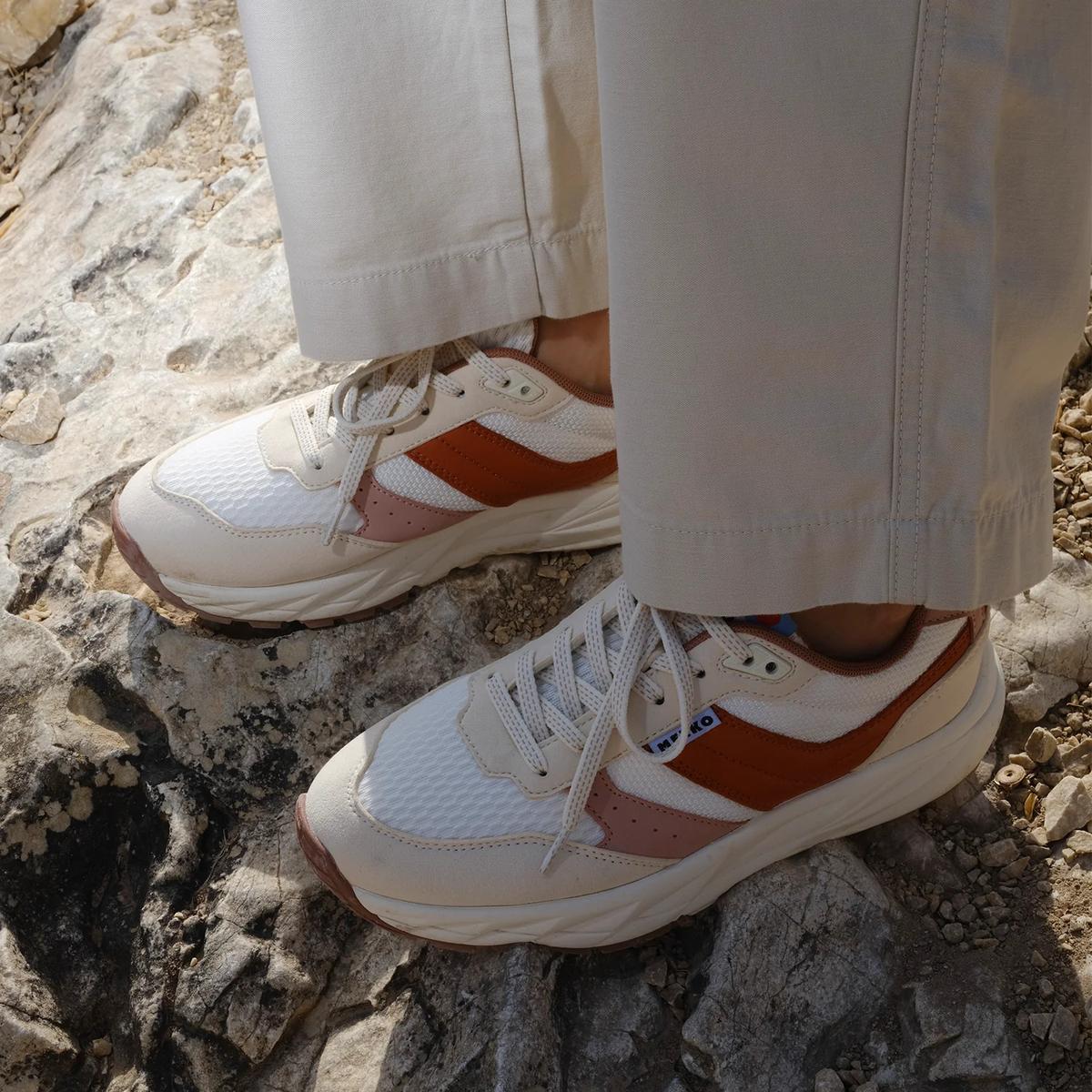product/m/e/meeko_pongte_terracotta_7.jpg