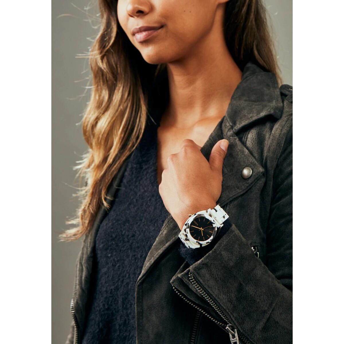 product/n/i/nixon_a327-2882-00_5.jpg
