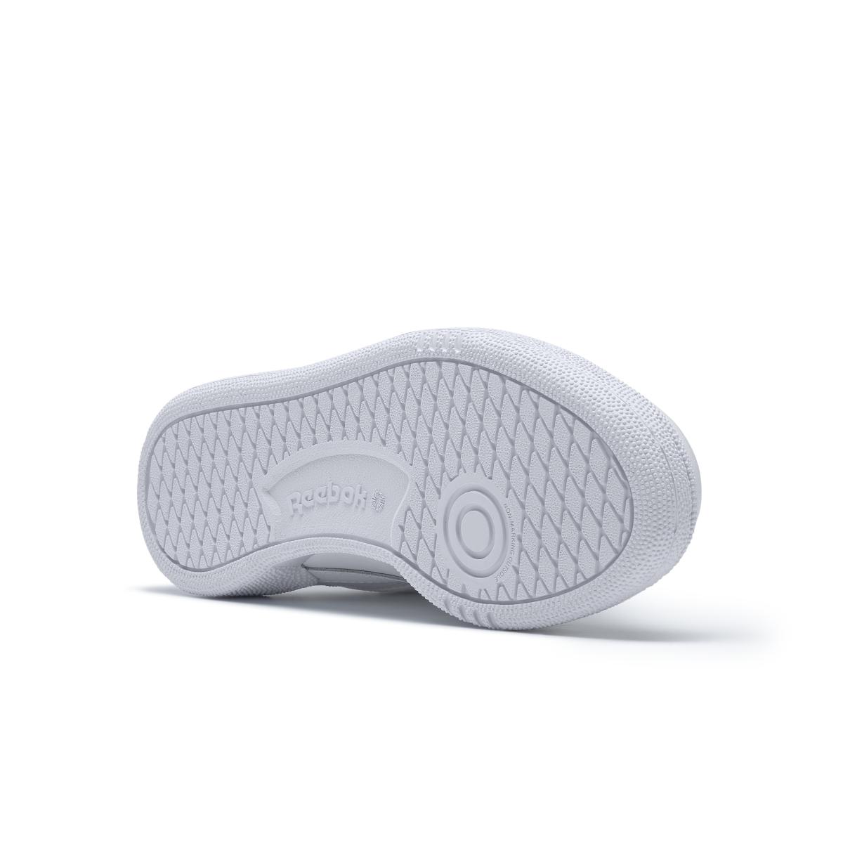 product/r/e/reebok-classics_bs7685_4_footwear_photography_bottom_view_white_000.jpg