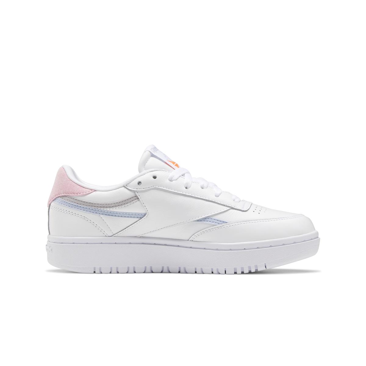 product/r/e/reebok-classics_fy5166_4_footwear_photography_side_medial_center_view_white_000.jpg