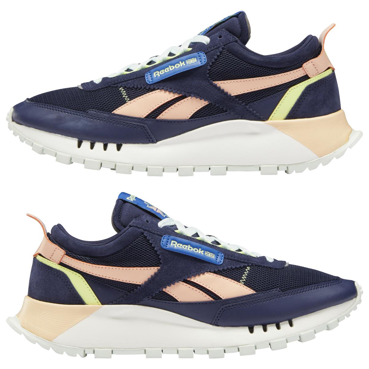 product/r/e/reebok-classics_fy7749_10_footwear_photography_mirrored_pair_view_white_000.jpg