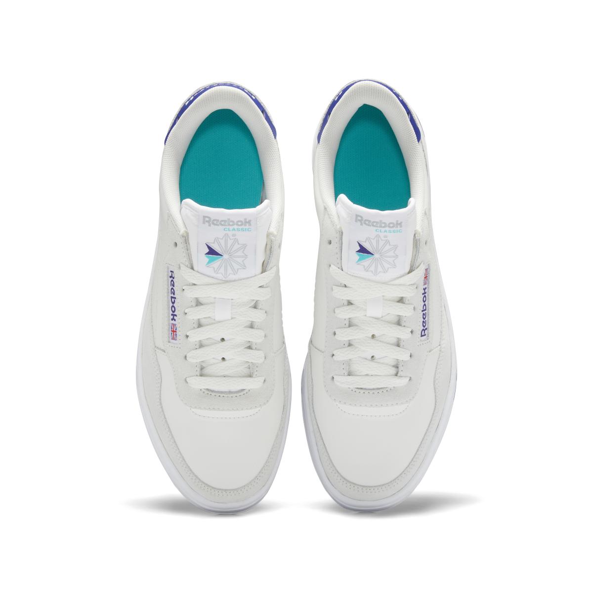 product/r/e/reebok-classics_gy6774_2_footwear_photography_top_portrait_view_white_000.jpg