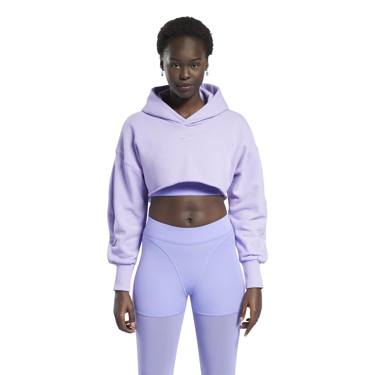 product/r/e/reebok-classics_hb1745_2_apparel_on_model_standard_view_white.jpg