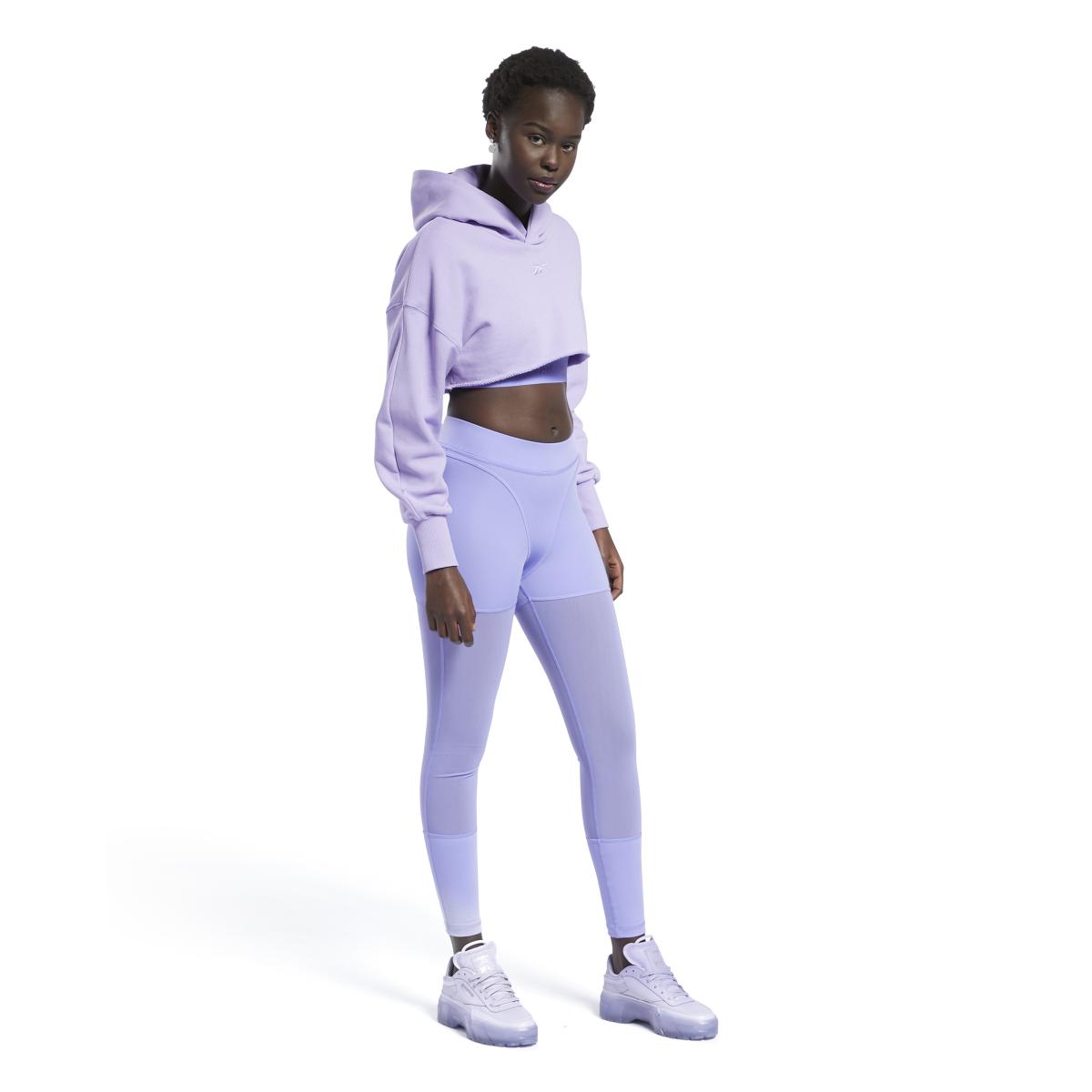 product/r/e/reebok-classics_hb1745_4_apparel_on_model_side_view_white.jpg