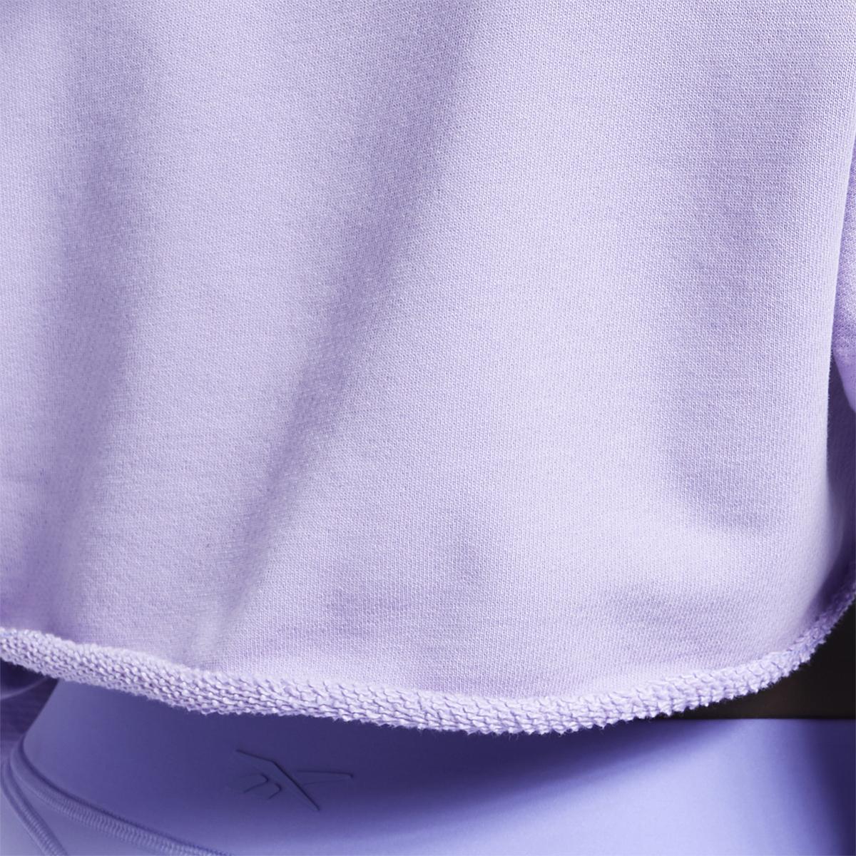 product/r/e/reebok-classics_hb1745_7_apparel_on_model_detail_view_3_white.jpg