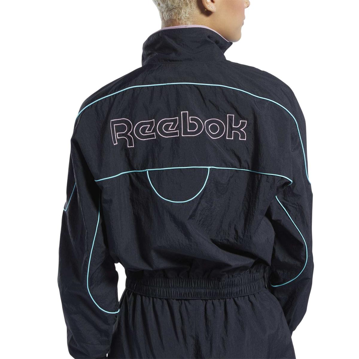 product/r/e/reebok-classics_hg1176_9_apparel_on_model_detail_view_3_white.jpg