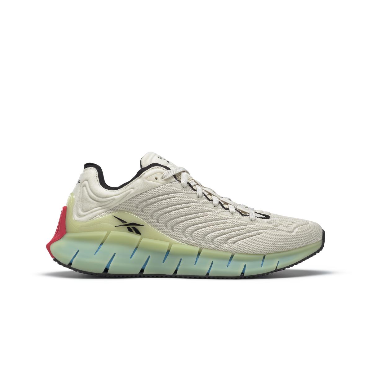product/r/e/reebok_fv3861_1_footwear_photography_side_lateral_center_view_white_000.jpg