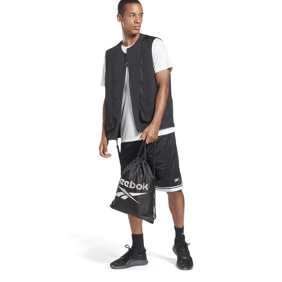 product/r/e/reebok_gp0090_4_hardware_on_model_standard_outfit_view_white.jpg