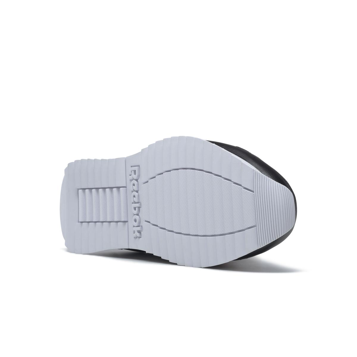 product/r/e/reebok_id1964_3_footwear_photography_bottom_view_white_000.jpg