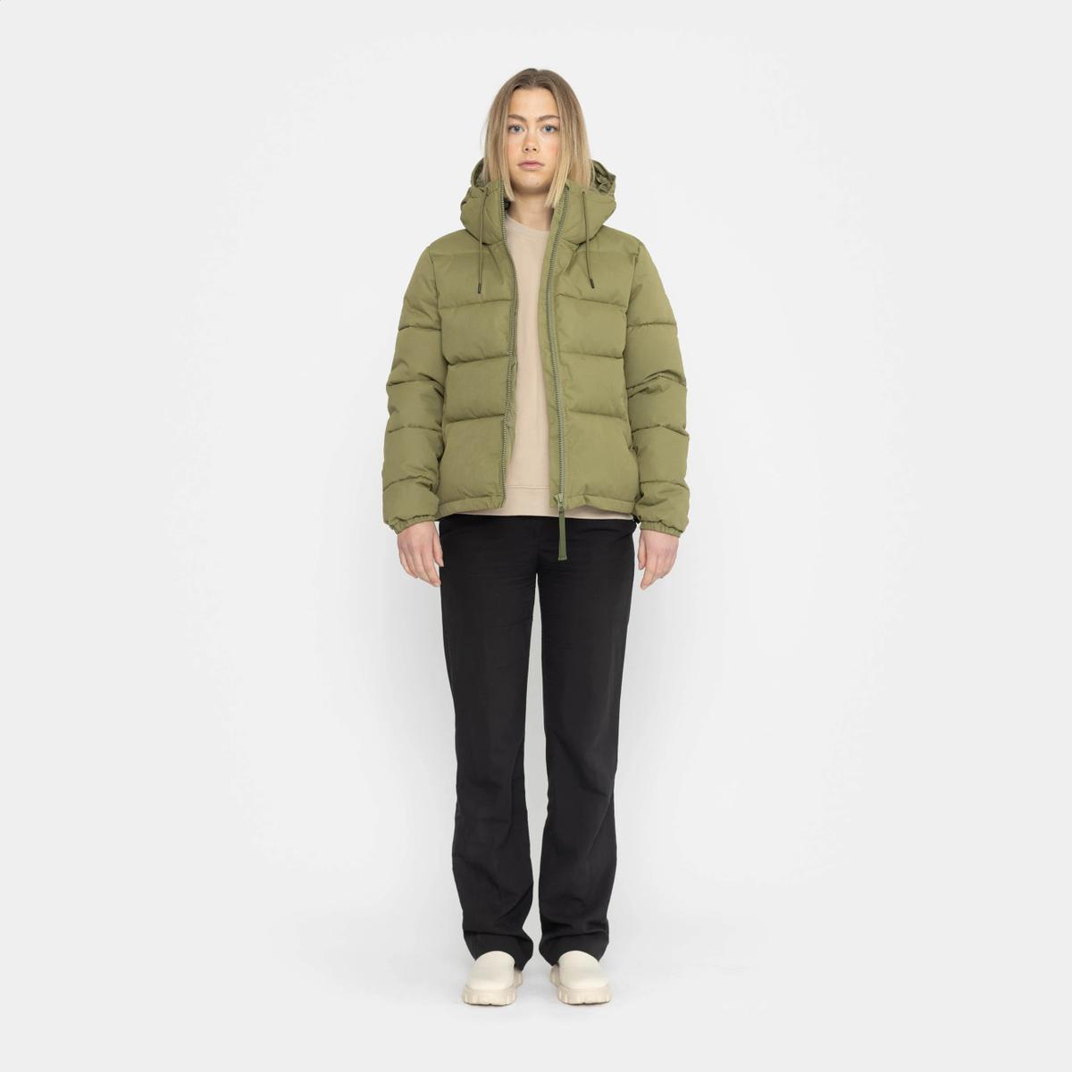 product/r/e/revolution_77148-green_green_3.jpg