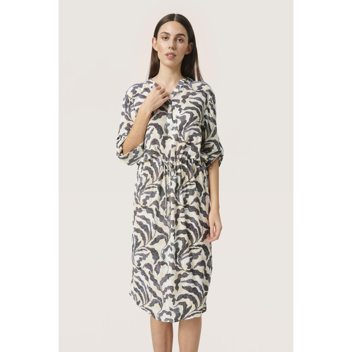 product/s/o/soaked-in-luxury_30403113-302086_2.jpg