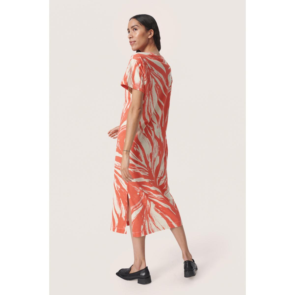 product/s/o/soaked-in-luxury_30406043-302875_4.jpg