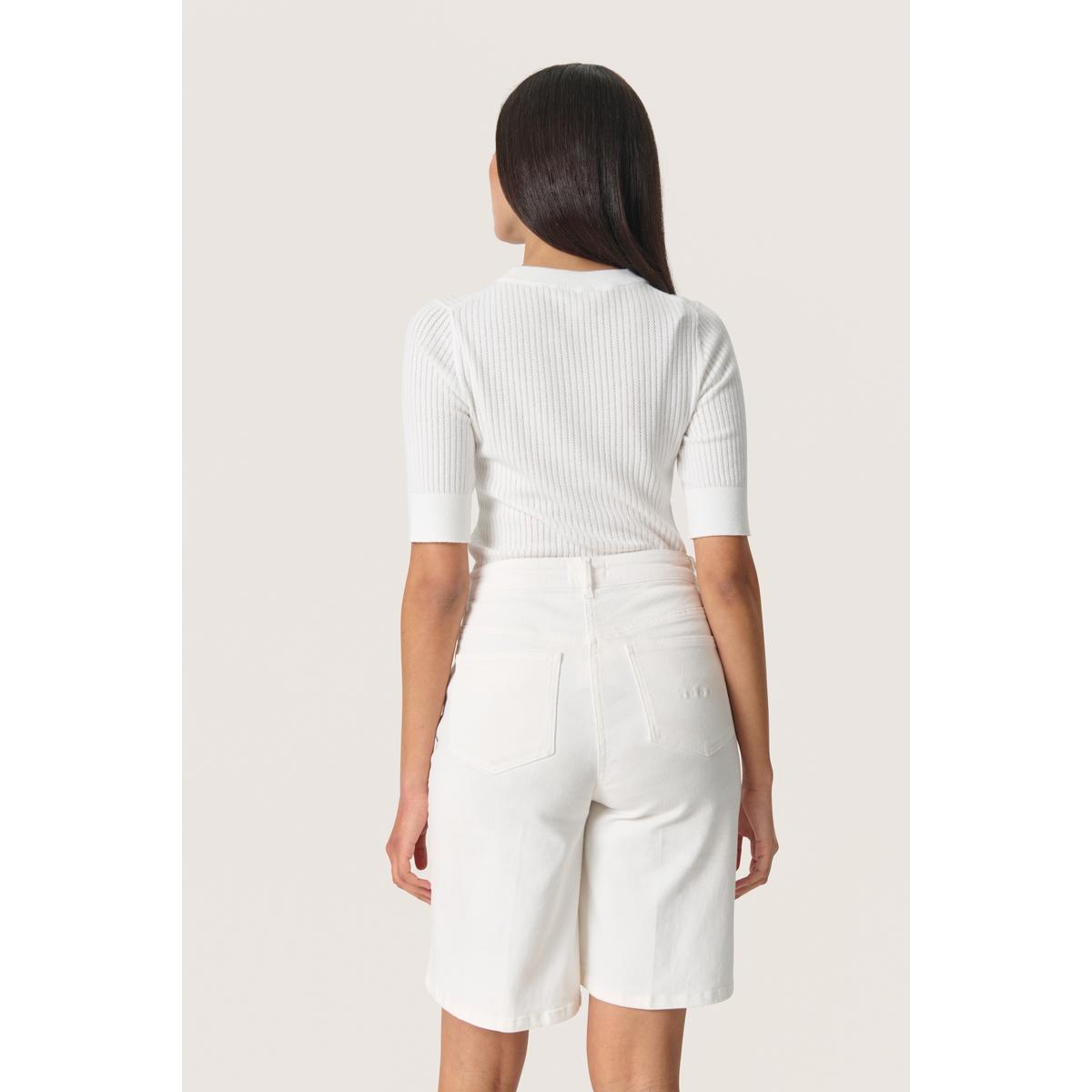 product/s/o/soaked-in-luxury_30407185-111001_6.jpg