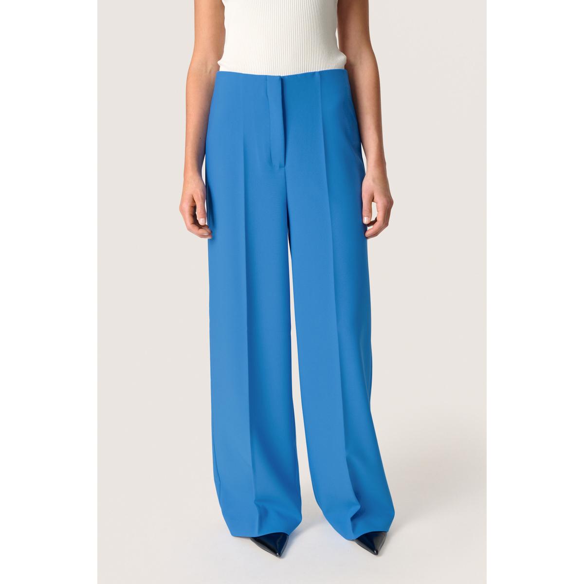 product/s/o/soaked-in-luxury_30407228-184043_5.jpg