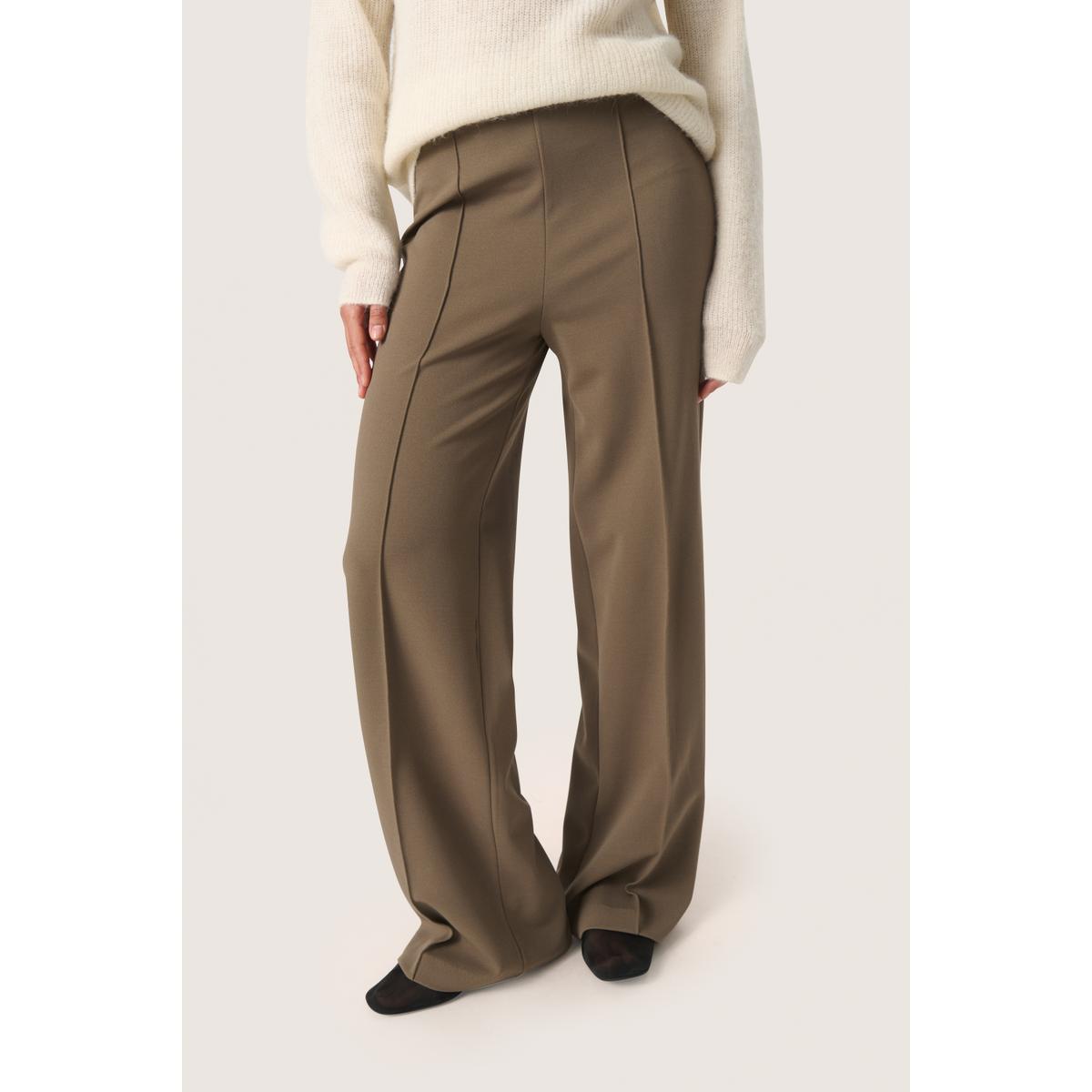 product/s/o/soaked-in-luxury_30407279-190808_4.jpg