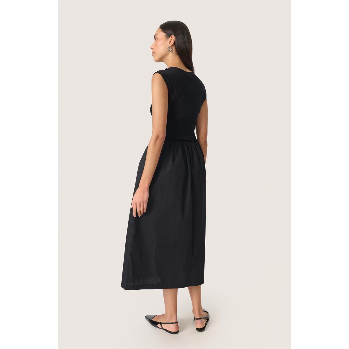 product/s/o/soaked-in-luxury_30407490-194008_13.jpg