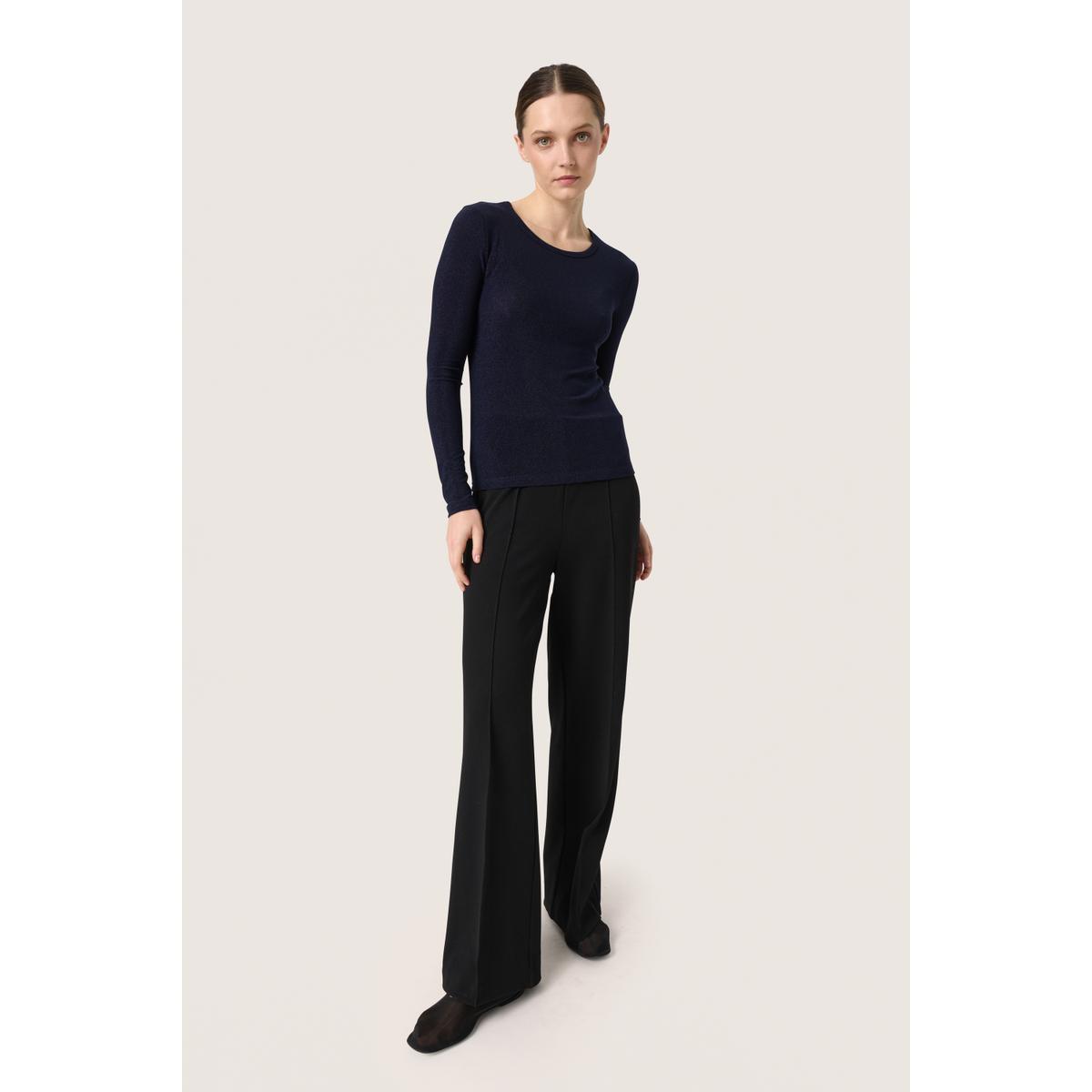 product/s/o/soaked-in-luxury_30407516-193924_9.jpg