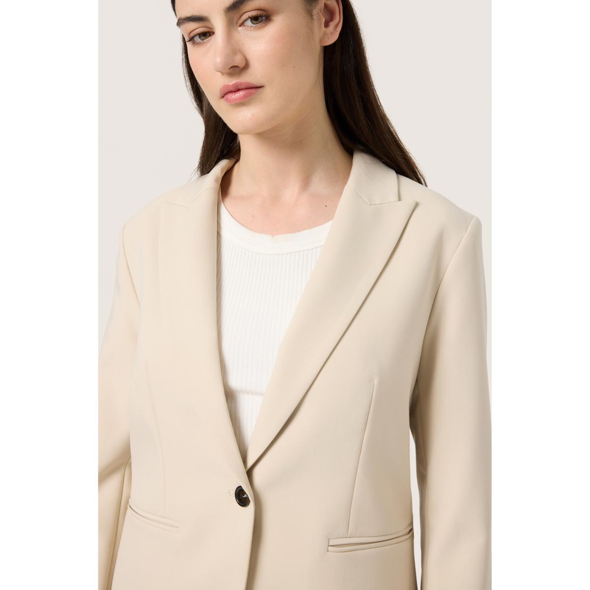 product/s/o/soaked-in-luxury_30407532-130401_2.jpg