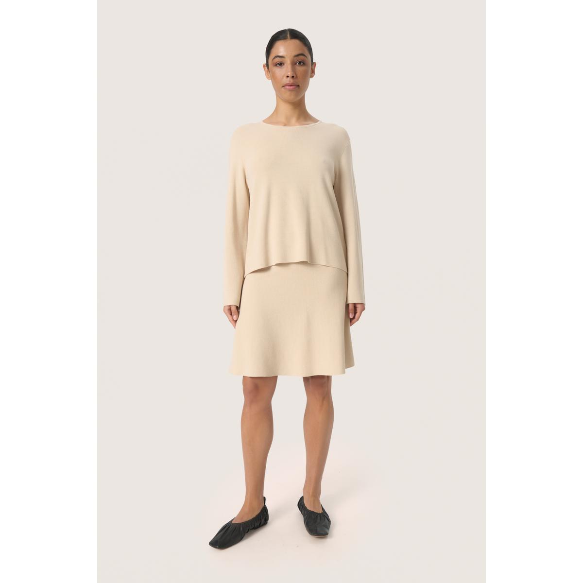 product/s/o/soaked-in-luxury_30407685-130401_3.jpg