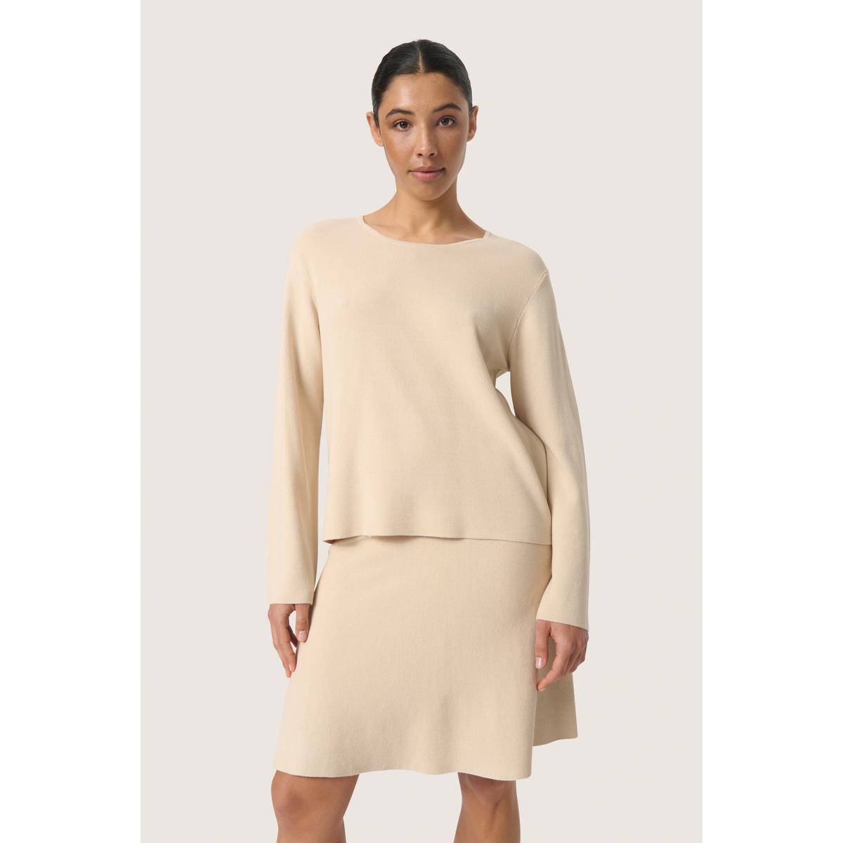 product/s/o/soaked-in-luxury_30407685-130401_4.jpg