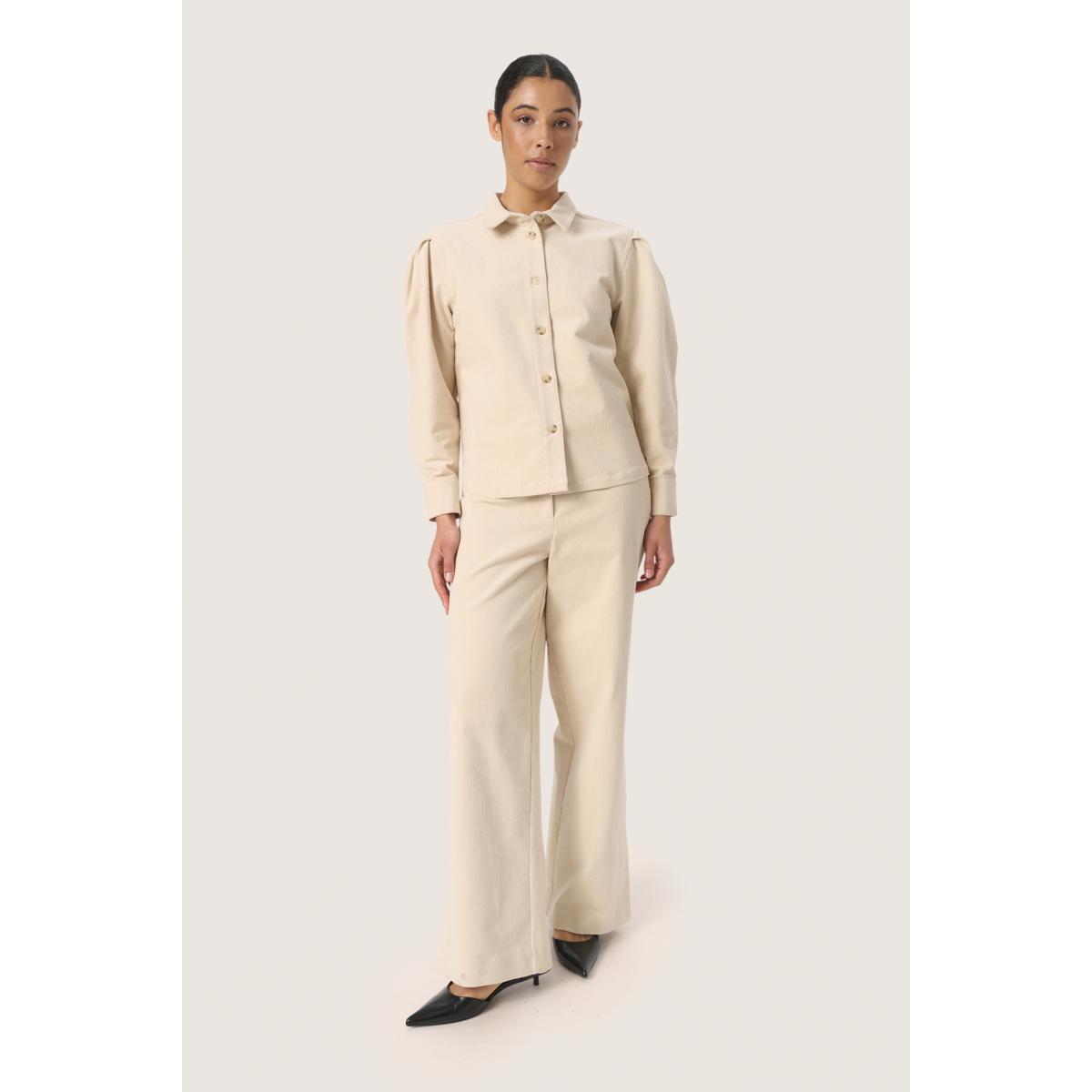 product/s/o/soaked-in-luxury_30407703-130401_3.jpg