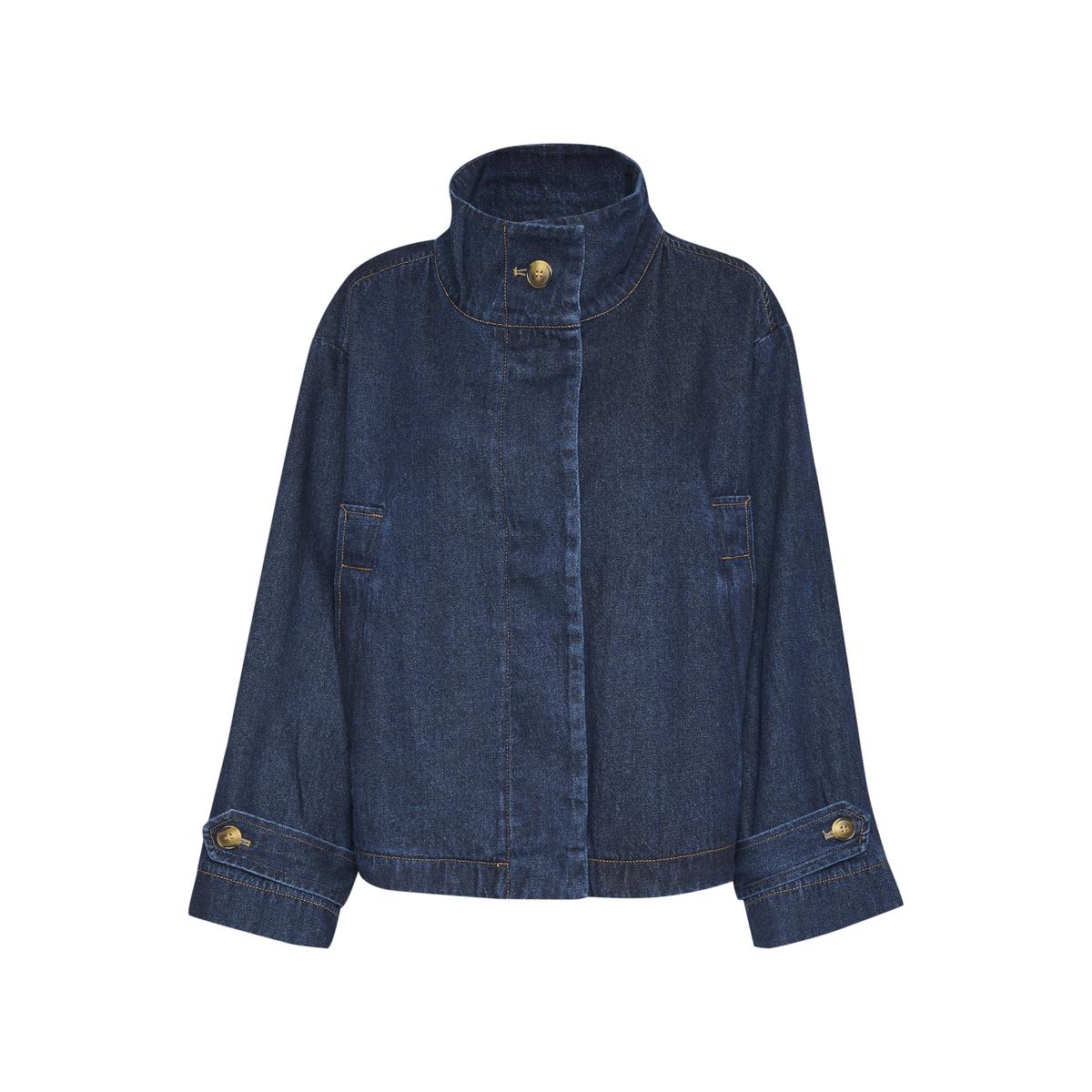 product/s/o/soaked-in-luxury_30407857-301728_0.jpg