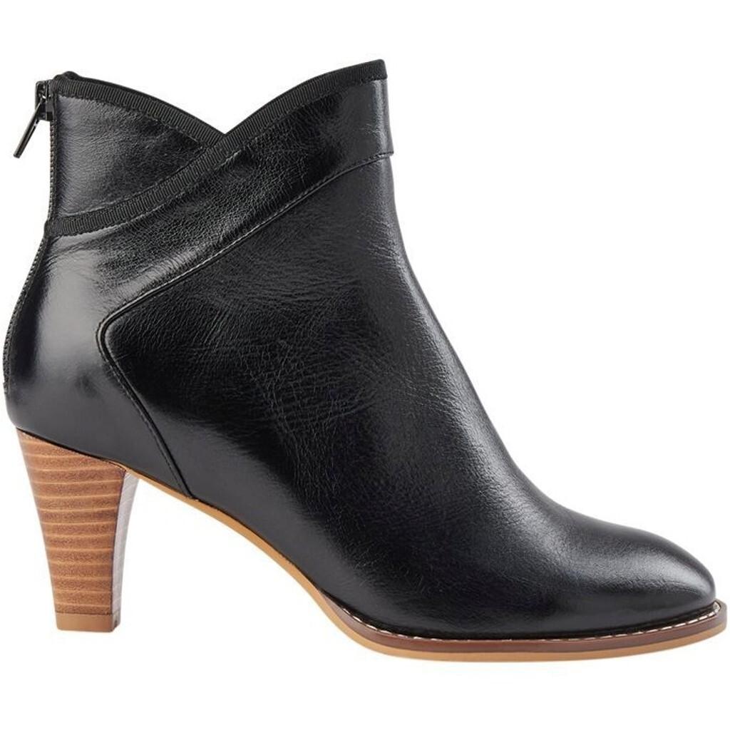 product/s/o/sofie-schnoor_t225c-1000_black_1.jpg