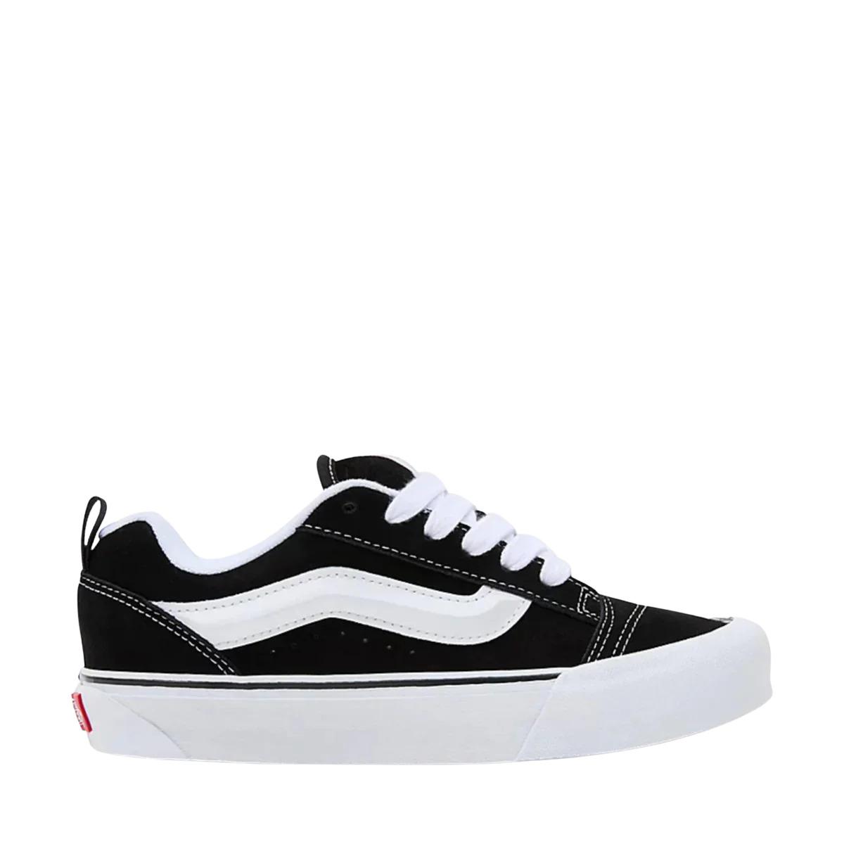 product/v/a/vans_vn000d2tmcg_noir_1.jpg