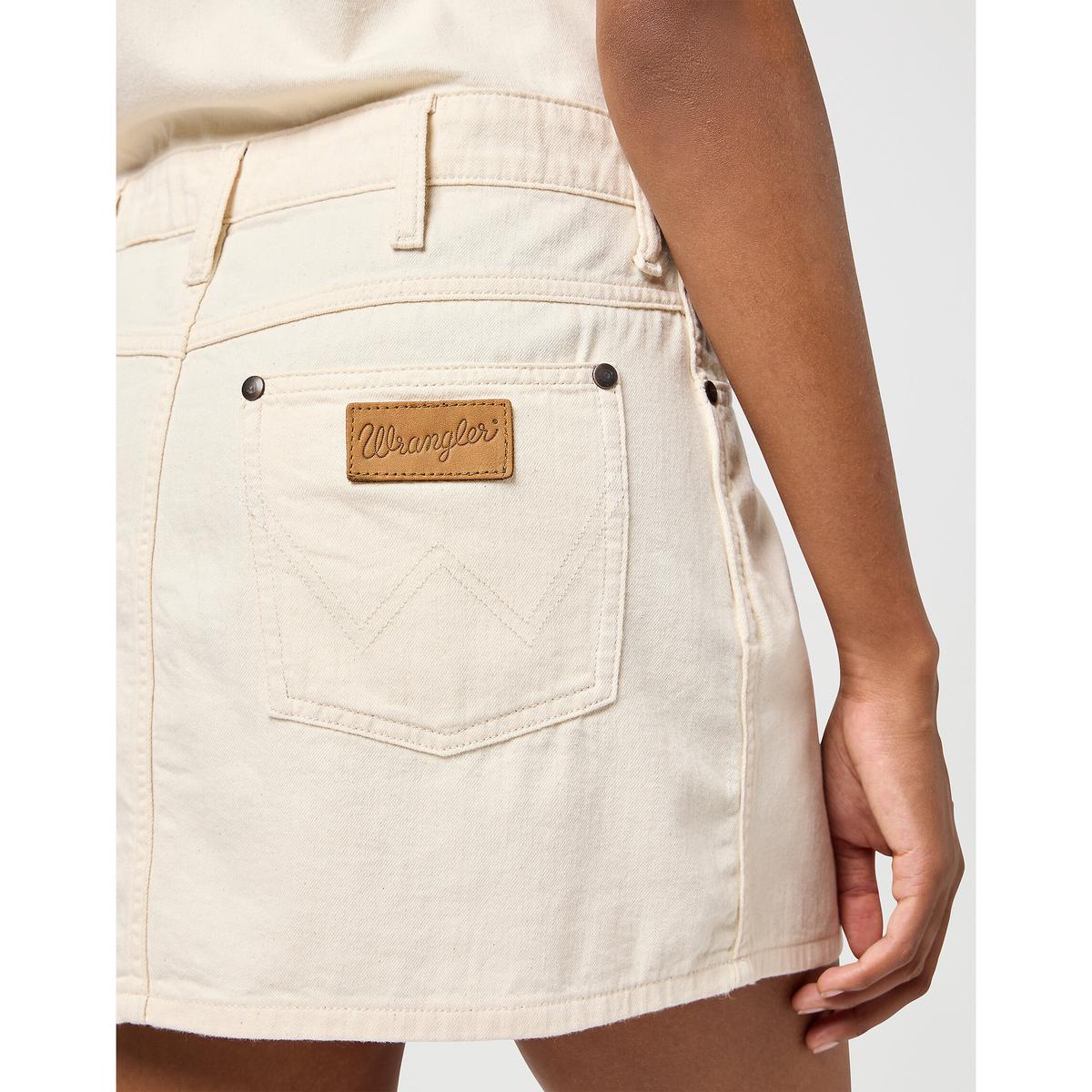 product/w/r/wrangler_112362614_white_6.jpg