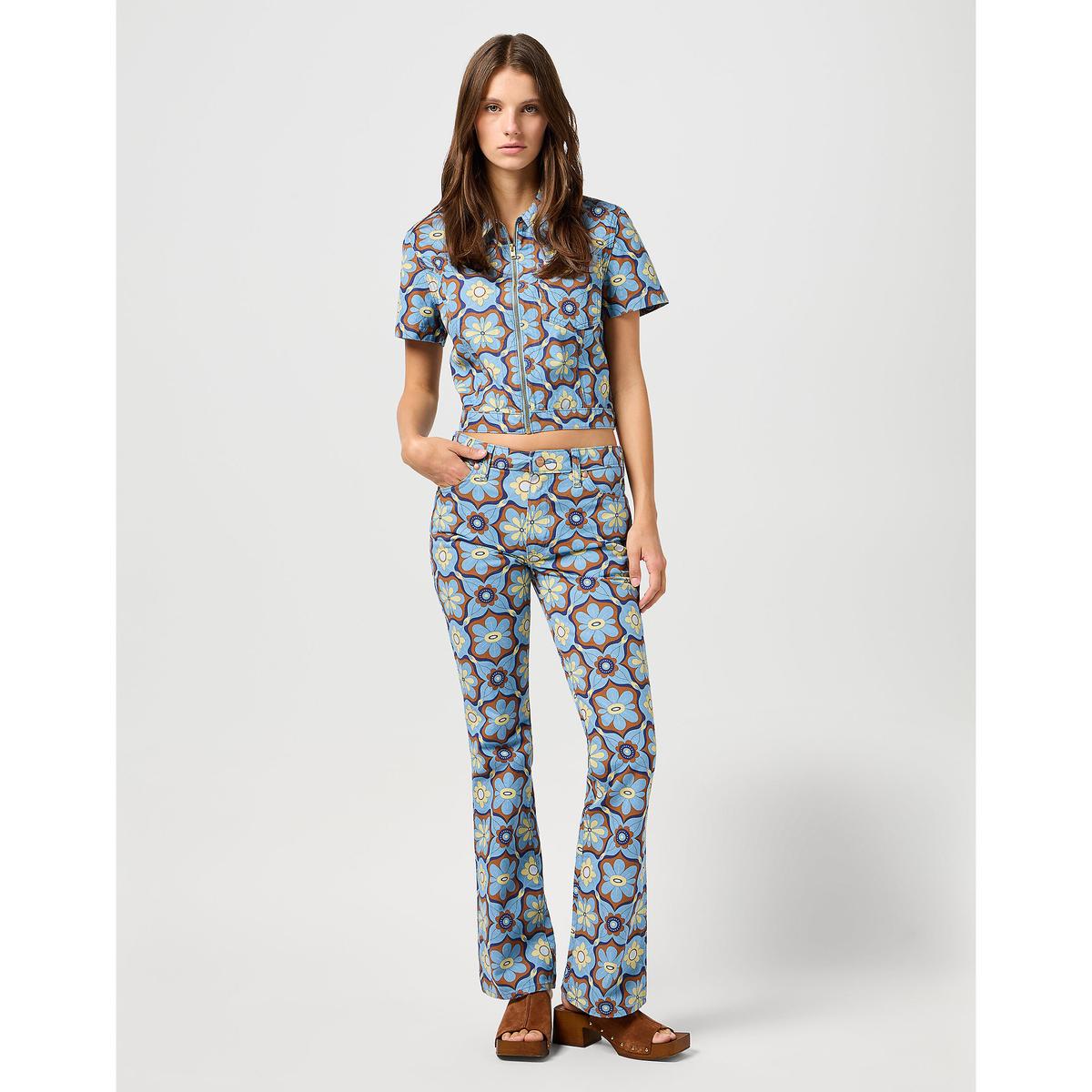 product/w/r/wrangler_112362659_blue_5.jpg