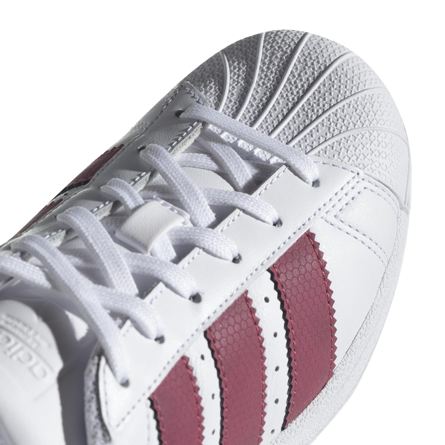 product/2/0/2025_08_adidas_cq2690_8_footwear_photography_detail_view_1_white.jpg