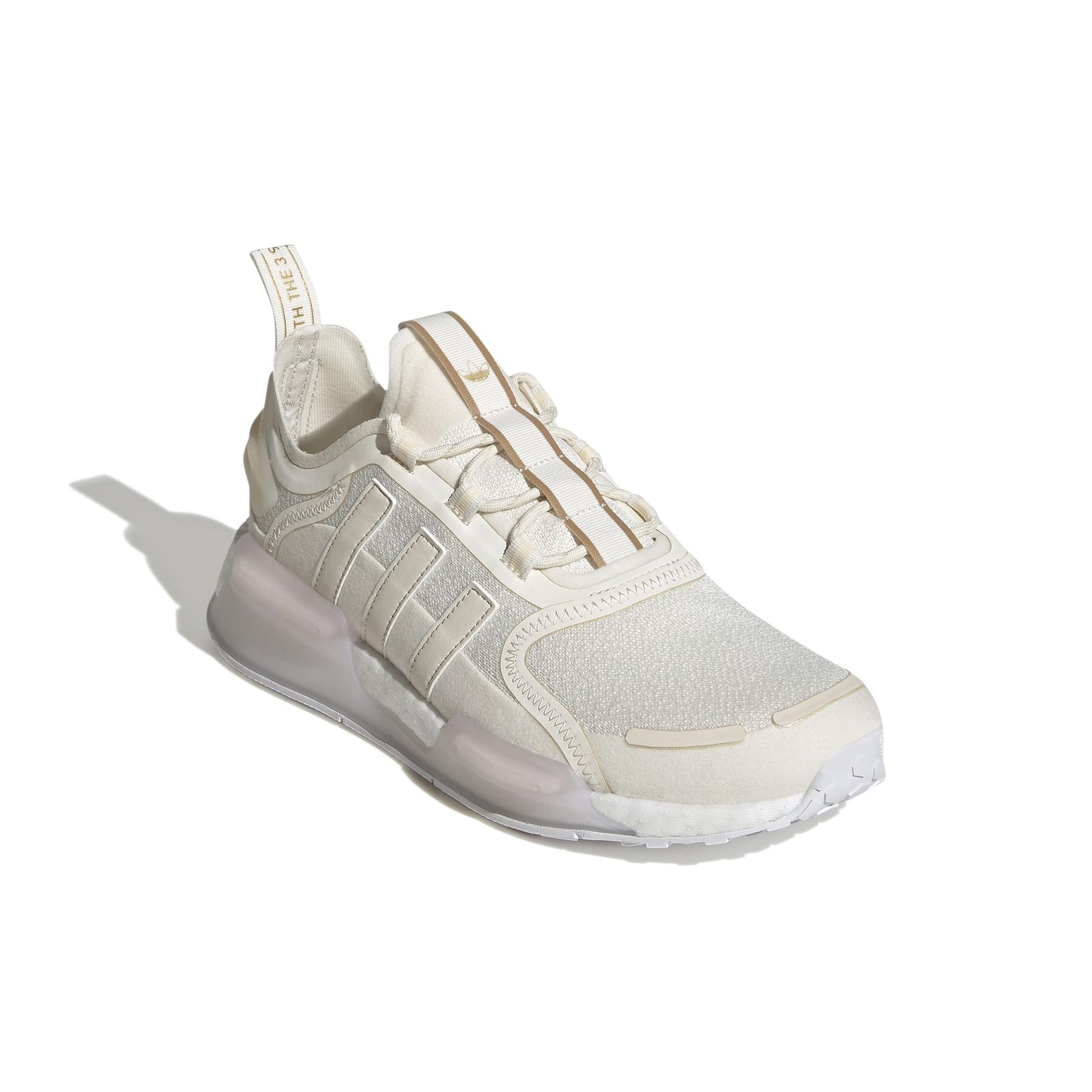product/2/0/2025_08_adidas_gy6818_6_footwear_photography_front_lateral_top_view_white.jpg