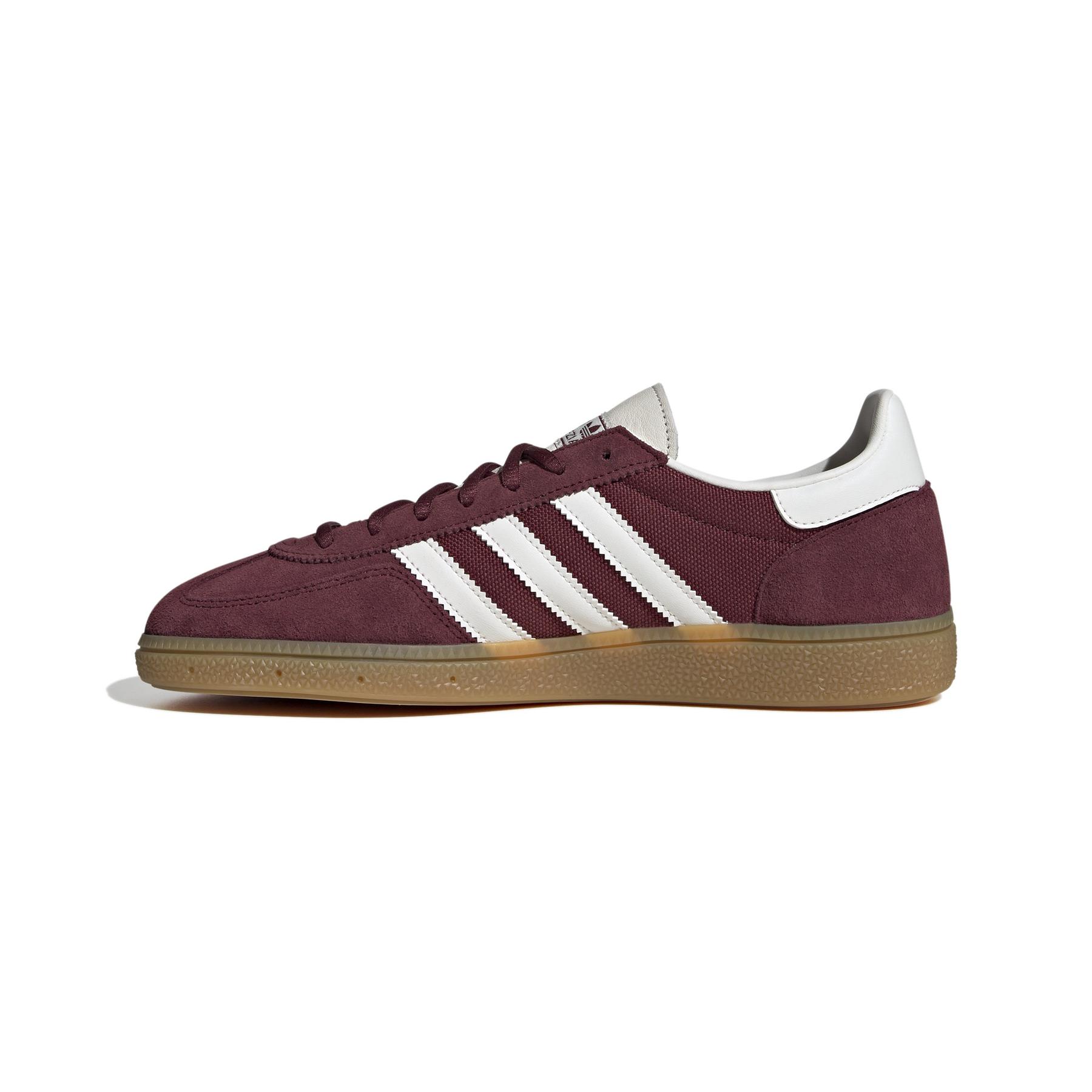 product/2/0/2025_08_adidas_jh5439_5_footwear_photography_side_medial_center_view_white.jpg
