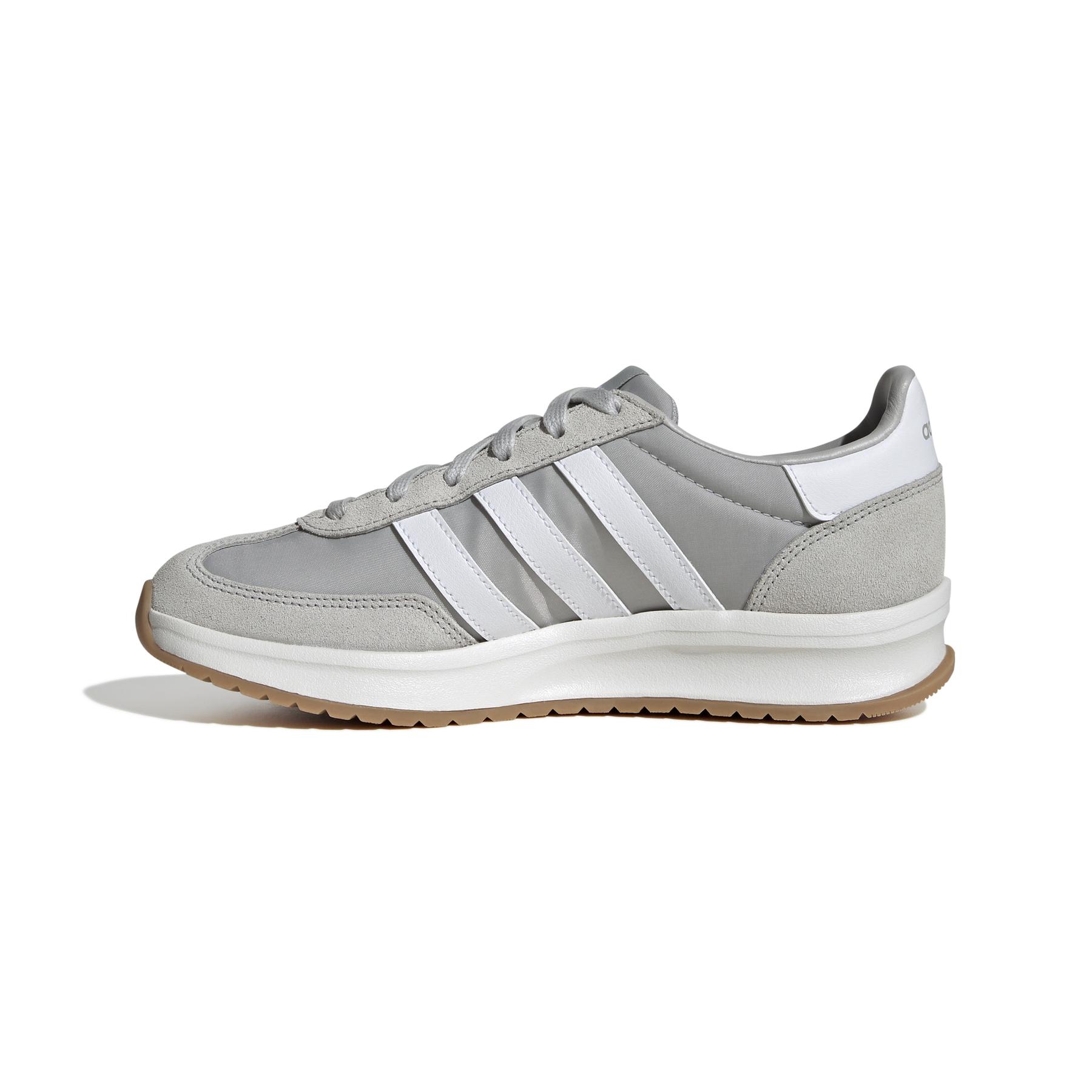 product/2/0/2025_adidas_ji4913_5_footwear_photography_side_medial_center_view_white.jpg